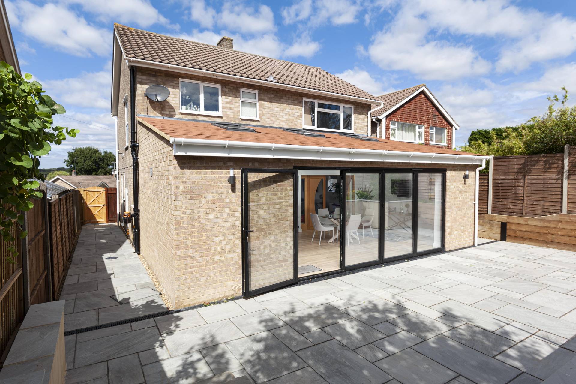 Rear extension in Ashtead, Surrey. A completed Plan Hub project.