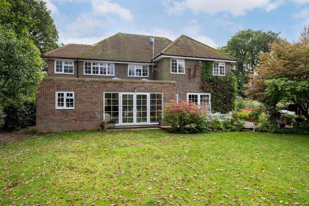 Rear extension in Guildford, Surrey, completed image 5.