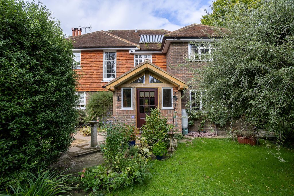 Rear extension in Guildford, Surrey, completed image 8.