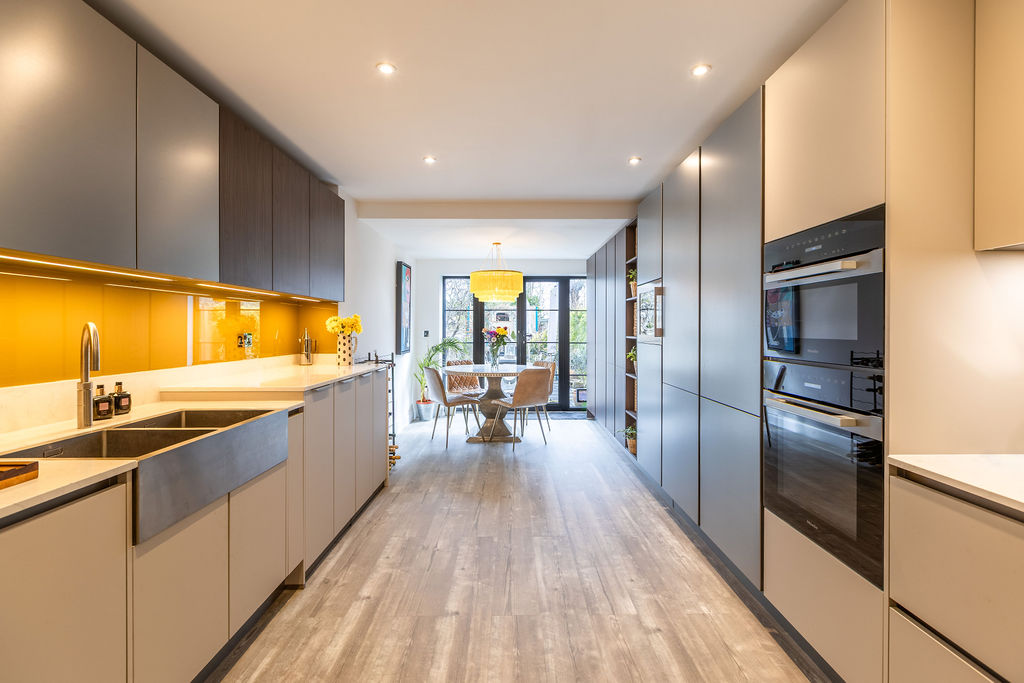 Two-storey extension and internal remodel in Reading, Berkshire. A completed Plan Hub project.