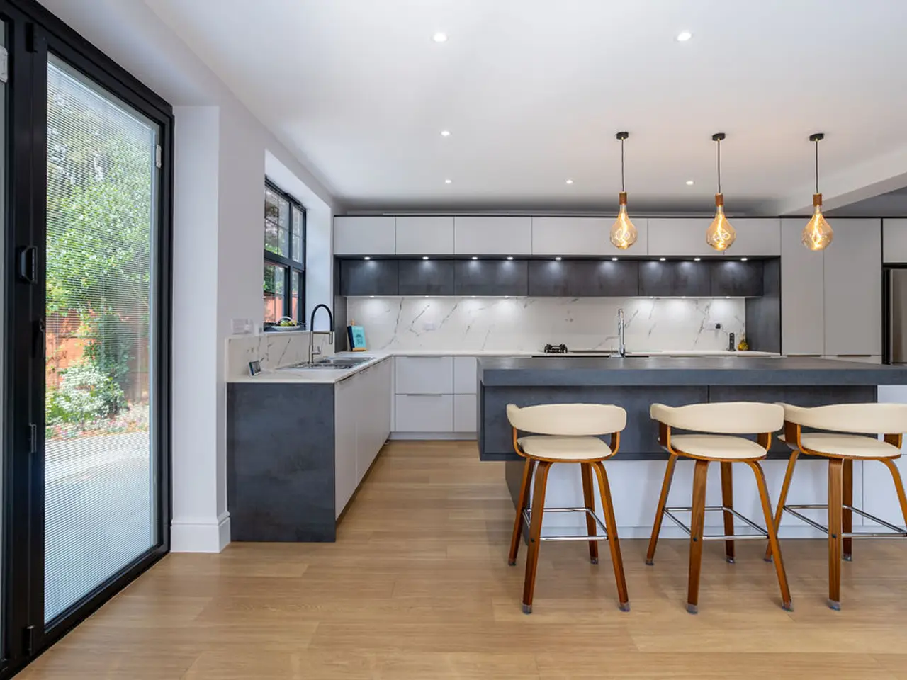 Kitchen extension in Watford, Hertfordshire. A completed Plan Hub project.