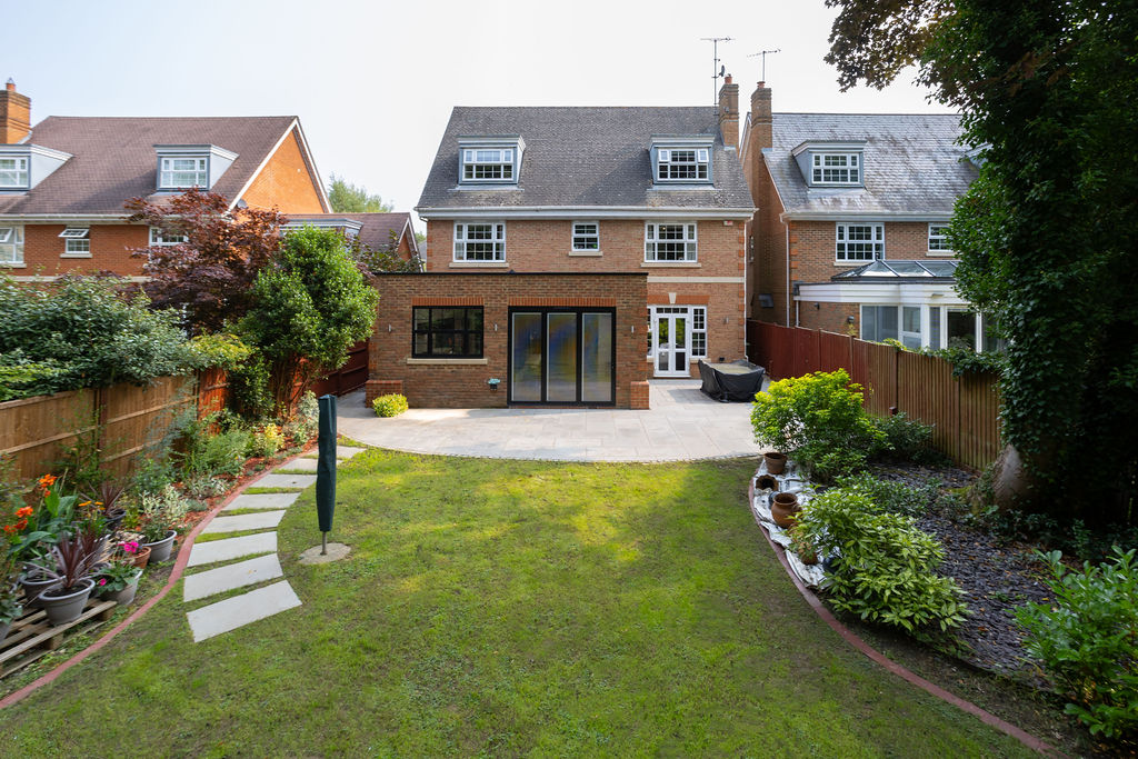 Kitchen extension in Watford, Hertfordshire, completed image 5.
