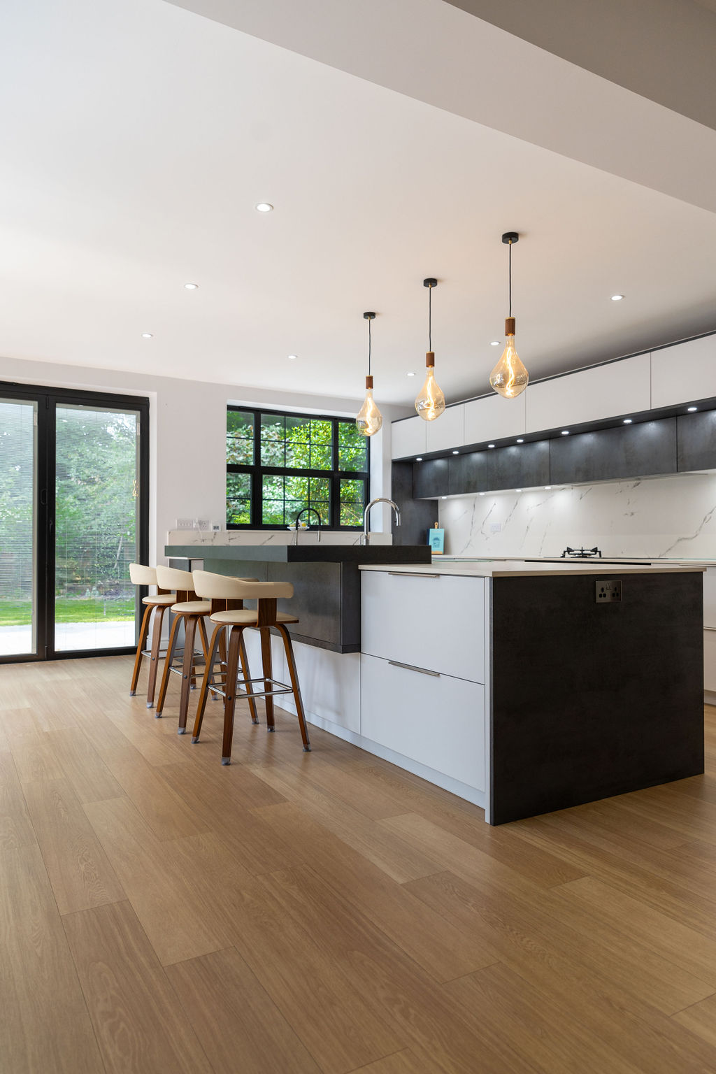 Kitchen extension in Watford, Hertfordshire, completed image 7.