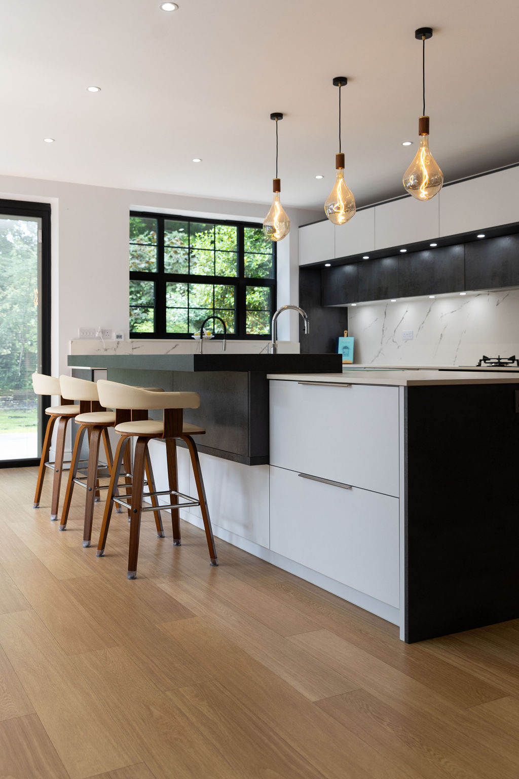 Kitchen extension in Watford, Hertfordshire, completed image 8.